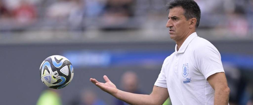 El entrenador de Uruguay destaca el “arte defensivo” de su equipo