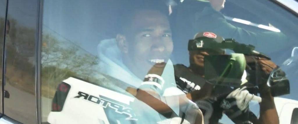 El defensor que milita en Bulgaria llegó hasta Monterrey para sumarse a la concentración de la Verde.