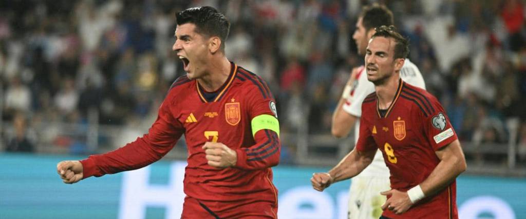 El delantero Morata anotó tres goles en el triunfo de la Roja sobre Georgia.