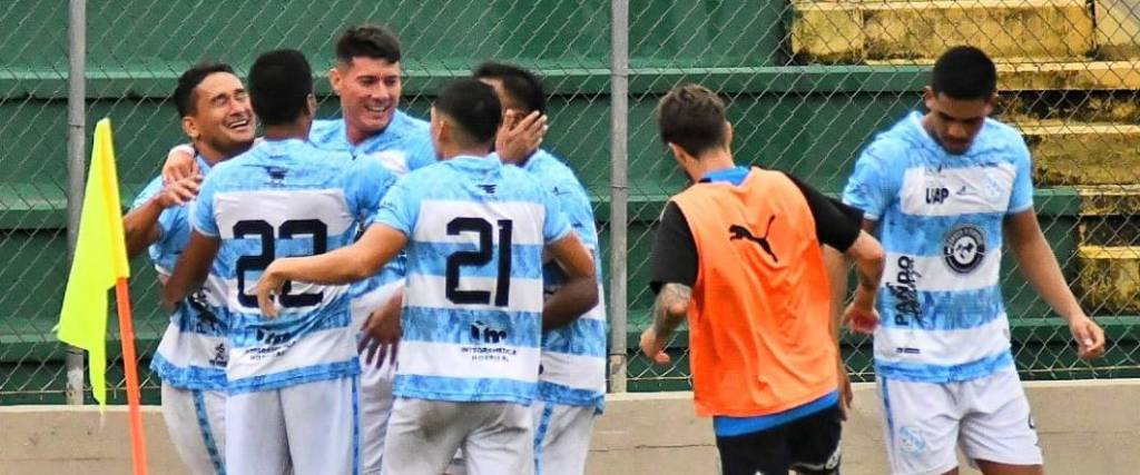 El conjunto pandino se impuso a punta de puros golazos para llevarse la victoria ante la academia.