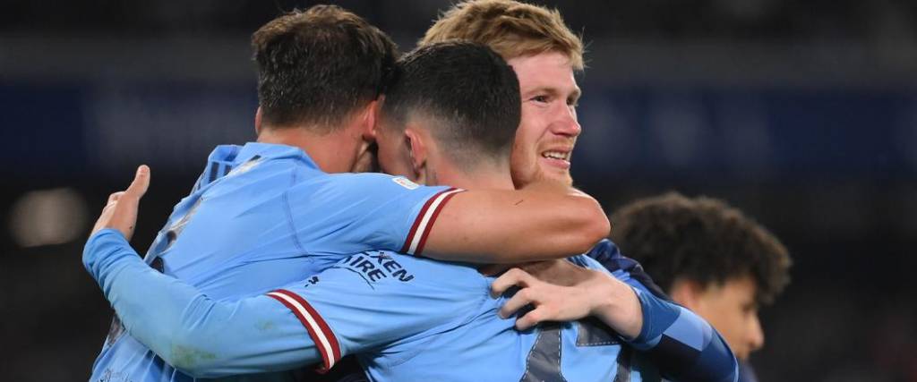 El jugador belga terminó festejando la obtención de la primera Champions de la historia del Manchester City.