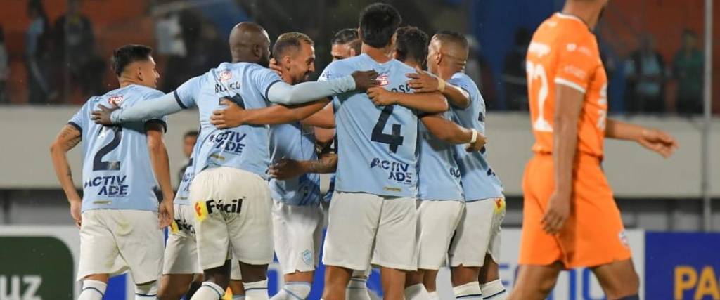 El Equipo del Pueblo completó su partido de la jornada uno del torneo tras su participación en Libertadores.
