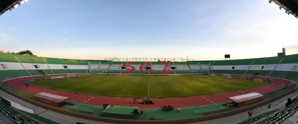 El estadio Tahuichi Aguilera será postulado por la FBF para albergar una final de Copa de la Conmebol.