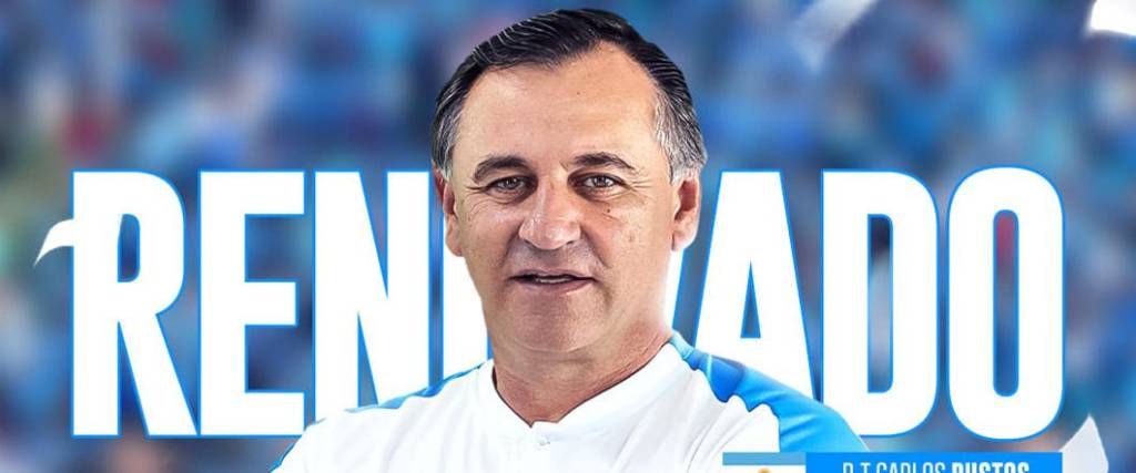 El entrenador argentino renovó su contrato con la academia cruceña por una temporada más.