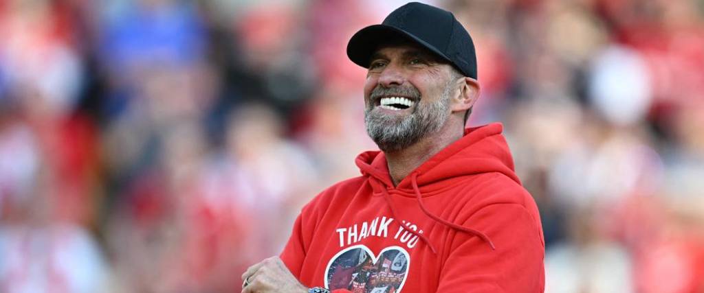 El entrenador alemán tuvo una emotiva despedida del Liverpool en su último partido como local.