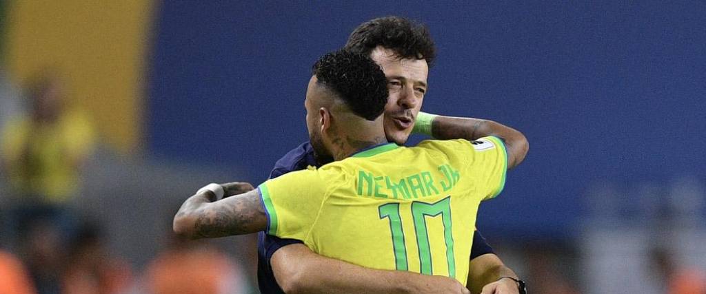 Neymar comentó que Diniz es uno de los de los mejores entrenadores del mundo.