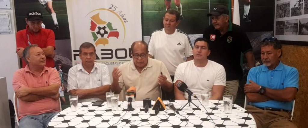 El Gremio de Futbolistas brindó una conferencia de prensa para anunciar la medida de los jugadores.