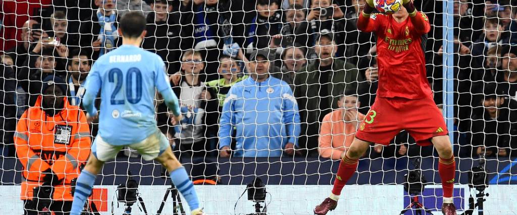 Bernardo Silva fue el primero en fallar en la tanda de penales por el Manchester City