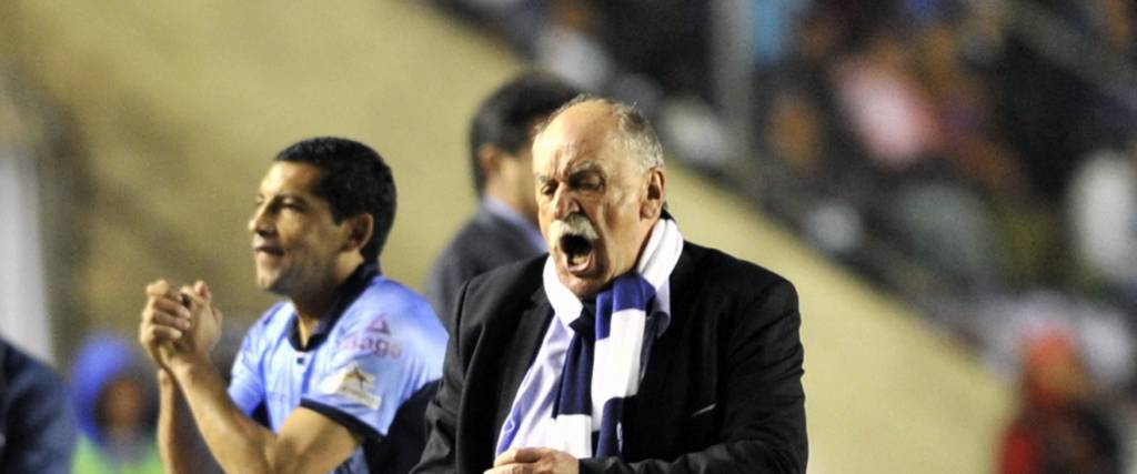 Azkargorta celebra el gol contra Lanús, que le dio el pase a la semifinal de la Libertadores a Bolívar en 2014