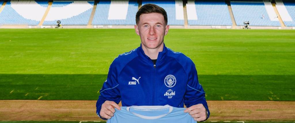 Tras hacer un buen Mundial con Inglaterra, Elliot Anderson fichó por el Manchester City.