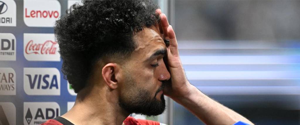 Mostafa Ziko no pudo contener su bronca por la eliminación de Egipto a manos de Argentina.