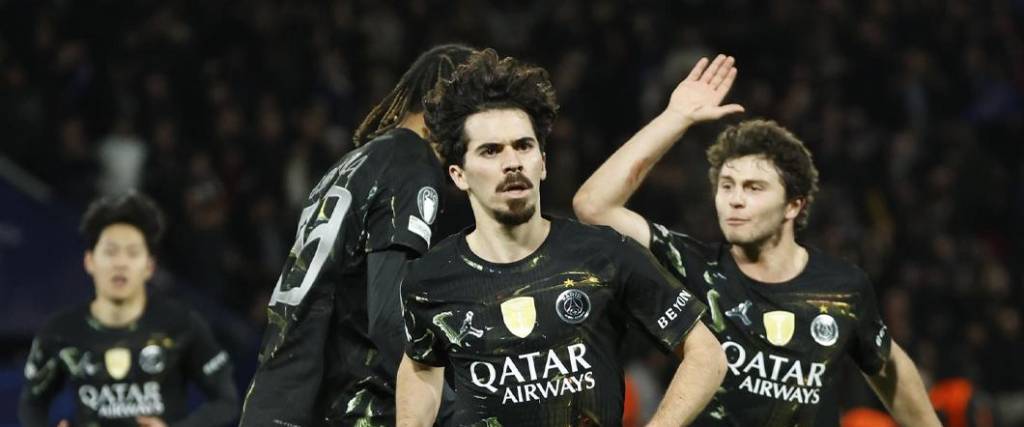 El portugués Vitinha marcó uno de los goles del conjunto parisino en el duelo de ida ante Chelsea.