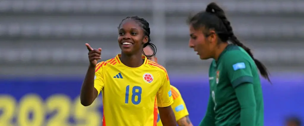 La delantera del Real Madrid, Linda Caicedo, anotó uno de los goles de Colombia ante la selección boliviana.