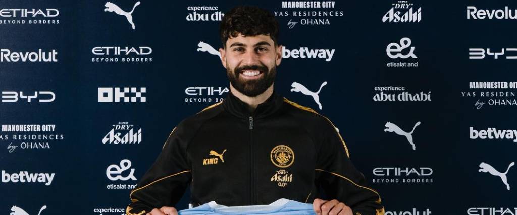El defensor croata renovó su contrato con el City por cinco temporadas más hasta 2031.