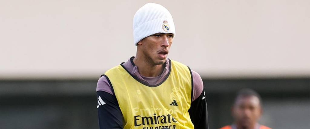 El mediocampista inglés, Jude Bellingham, volvió a entrenar con normalidad tras no jugar ante Albacete.