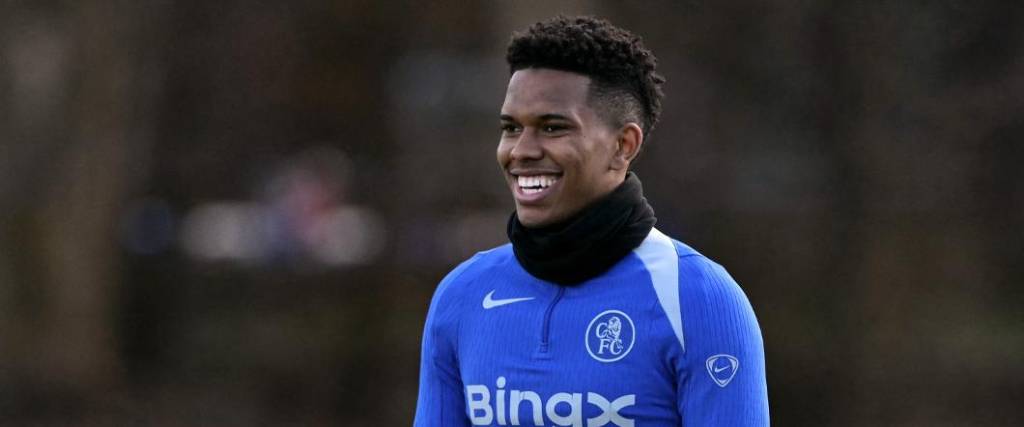 El delantero brasileño viene trabajando en el club Palmeiras a la espera de su recuperación.