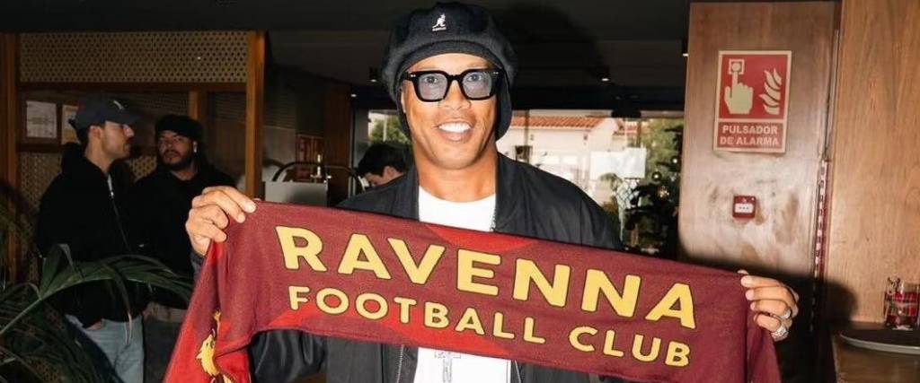 El exjugador de la selección brasileña volverá a jugar tras comprometerse con el club Ravenna de Italia.