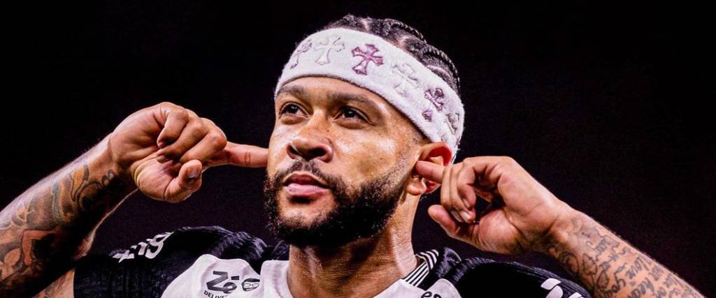 El delantero neerlandés no renovará contrato con Corinthians debido a su alto salario para el club paulista. 
