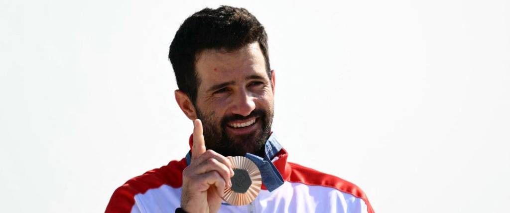 El peruano Peschiera logró una medalla olímpica para Perú después de 32 años tras lograr bronce en vela.