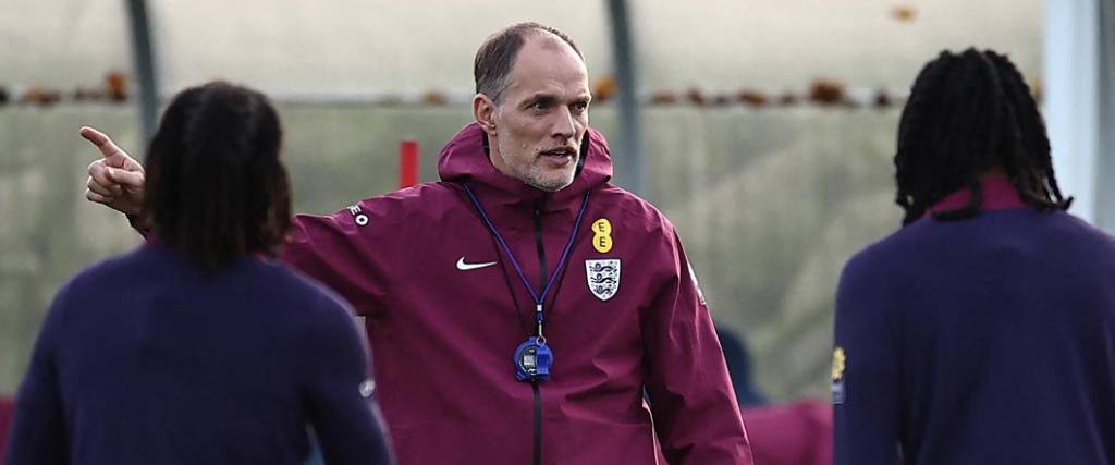 El seleccionador de Inglaterra advirtió que ningún jugador tiene el puesto asegurado en el equipo titular.