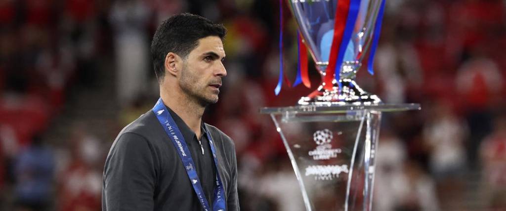 El técnico español lamentó la derrota de su equipo tras jugar un partido intenso ante el PSG en Budapest.