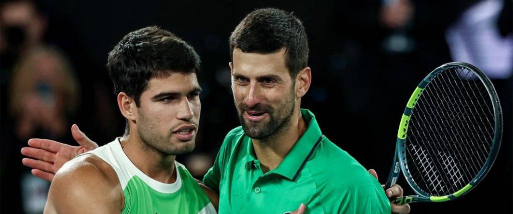 El tenista serbio reconoció la victoria del español Alcaraz, que tuvo mejor rendimiento físico que el serbio.