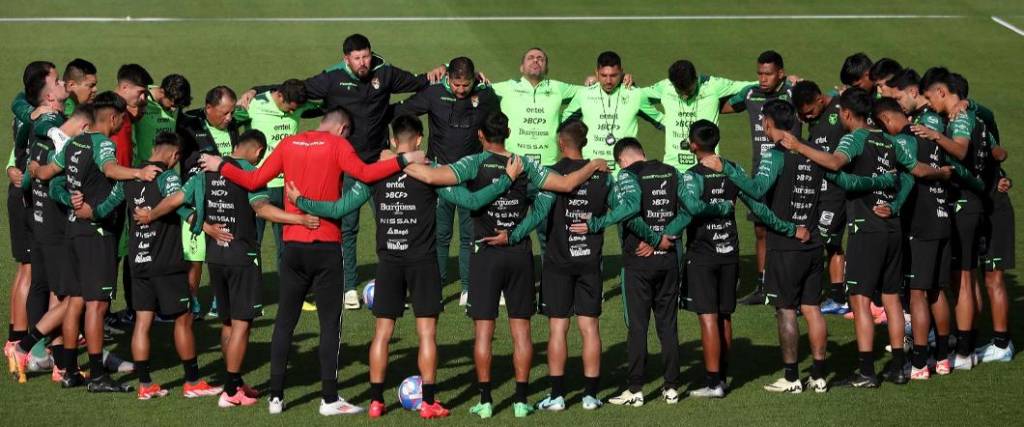 La selección nacional tuvo su último entrenamiento en la cancha del estadio Nacional de Santiago de Chile.