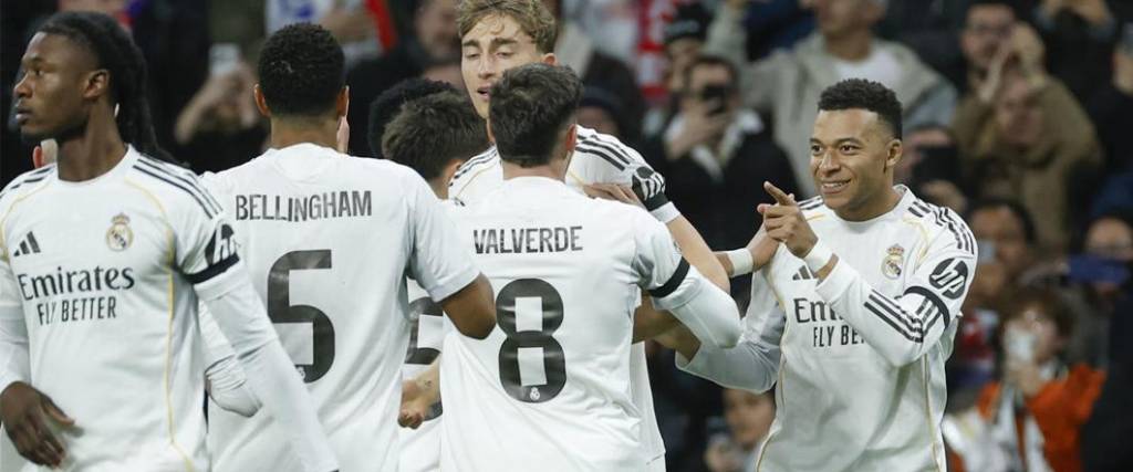 El delantero Kylian Mbappé marcó dos goles en la victoria del conjunto merengue en el Bernabéu.