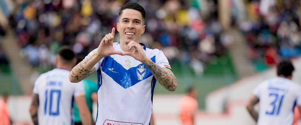 El argentino Javier Sanguinetti anotó dos goles para la victoria del conjunto orureño ante la academia.