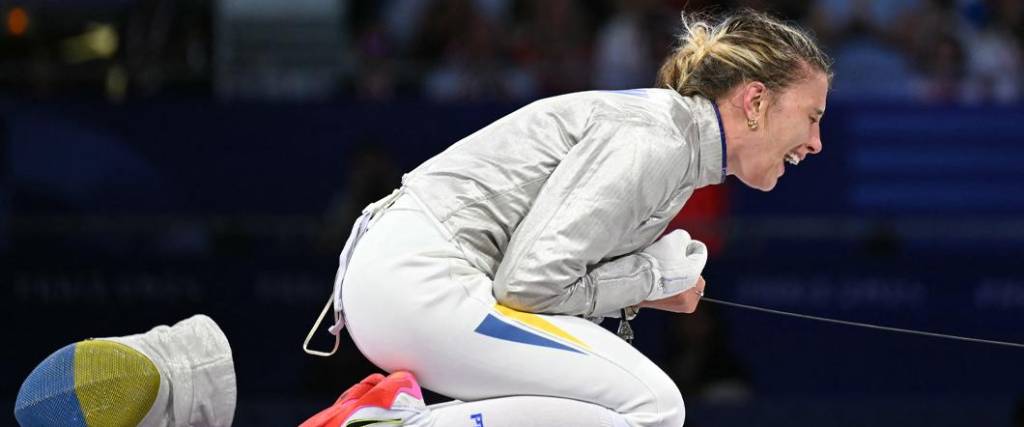 La ucraniana Kharlan se emocionó hasta las lágrimas tras ganar la primera medalla de su país en París 2024