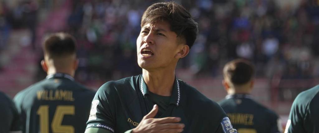 La selección boliviana logró una victoria por 2-0 ante Chile con goles de Miguelito (foto) y Enzo Monteiro.
