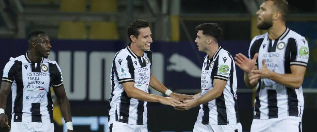 El equipo italiano se impuso por 2-3 al Parma gracias a un doblete del francés Florian Thauvin. 