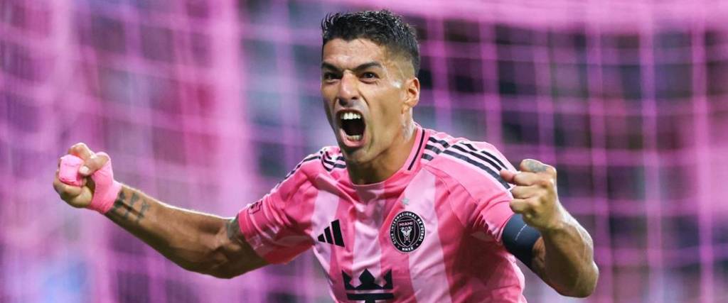 El ‘Pistolero’ Suárez anotó dos goles para la victoria del conjunto de la Florida 3-2 ante Chicago Fire.