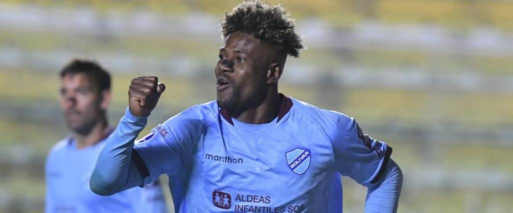 El colombiano Dairon Asprilla marcó su primer tanto con la academia paceña en el duelo ante Gremio.
