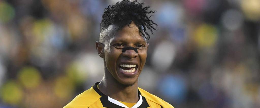 El delantero Adrián Estacio se quejó por los horarios que programan los partidos del equipo atigrado.