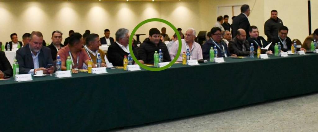 Raldes participa del Congreso Extraordinario de la FBF en La Paz. Retomó sus funciones como titular refinero