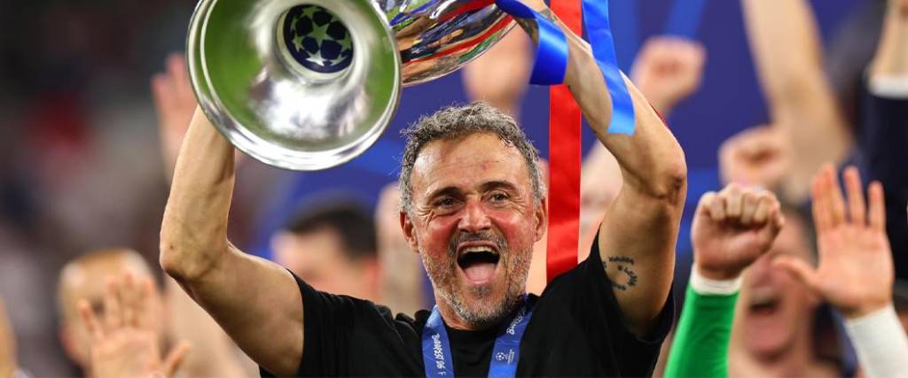 El técnico francés logró su tercera Champions de su carrera como entrenador, fue la segunda con el PSG.