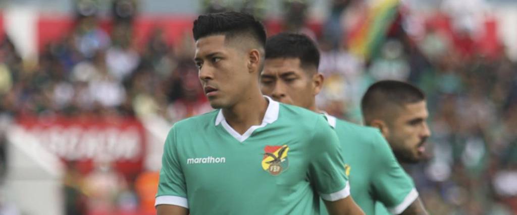 El mediocampista ofensivo estuvo a punto de marcar, pero su tiro libre se estrelló en el travesaño.