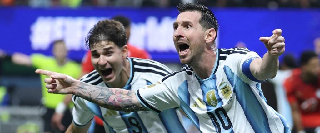 Messi marcó el tanto del empate (2-2) en un momento clave del partido para la Albiceleste.