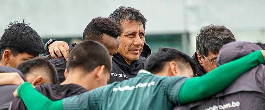 El DT Álvaro Peña fue destituido este lunes tras la eliminación de Oriente en el torneo por series.