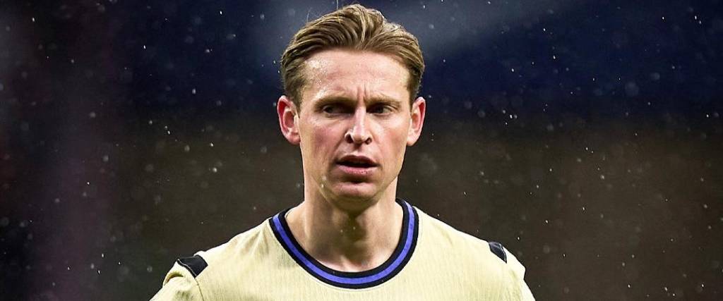 El mediocampista neerlandés sufrió una lesión muscular en la pierna derecha, por lo que estará de baja.