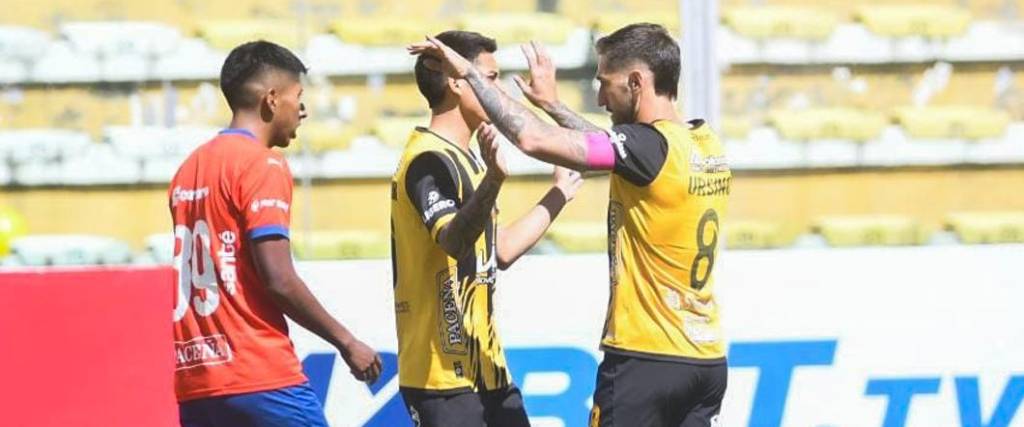 Sotomayor y Ursino marcaron en la victoria del conjunto aurinegro en condición de local.