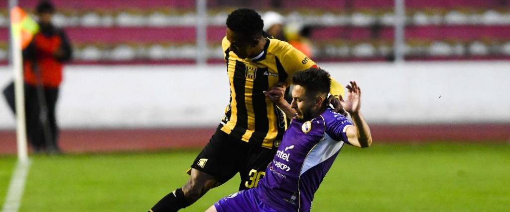 El equipo aurinegro desperdició un tiro penal que le pudo dar la victoria en el partido con Real Potosí.