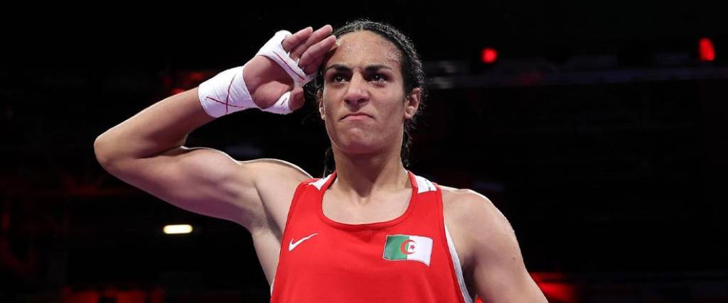 La argelina Imane Khelif causó polémica en los últimos Juegos Olímpicos por su elegibilidad de género.