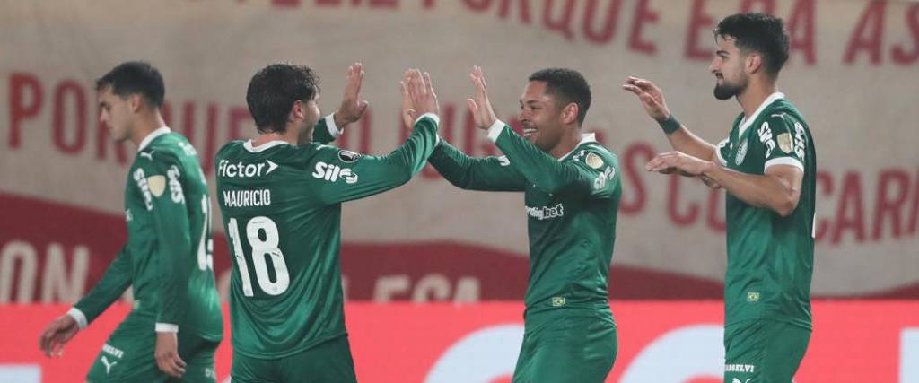 El equipo brasileño se impuso gracias a un doblete de López, un golazo de Roque y otro tanto de Gómez.