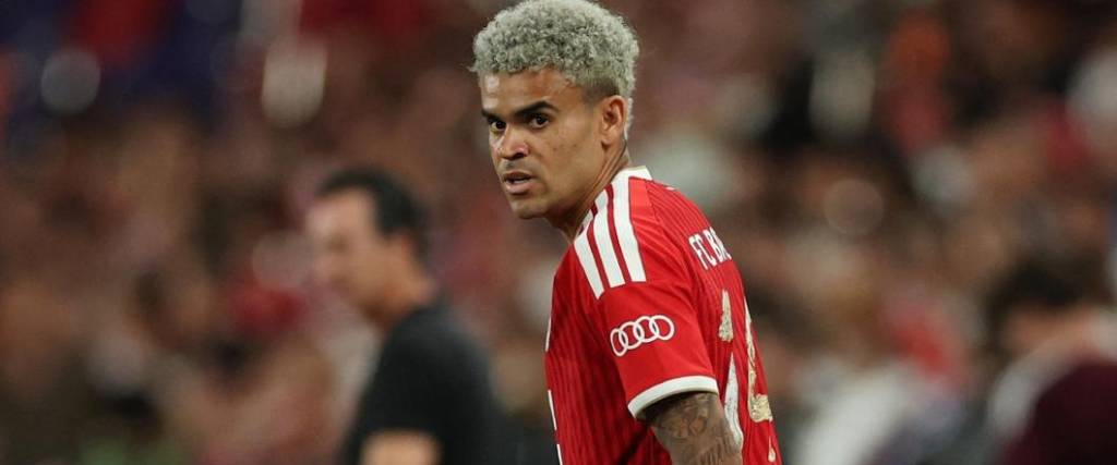 El delantero colombiano no podrá disputar los próximos partidos del Bayern por una lesión muscular.