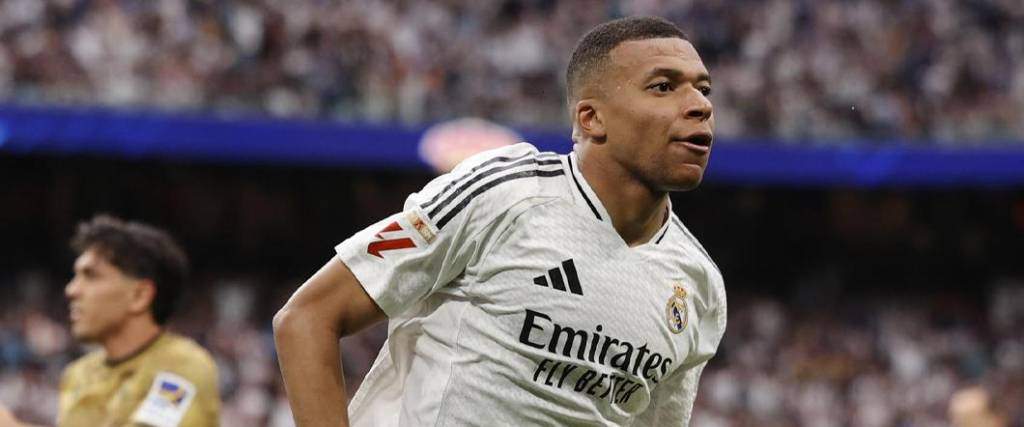 El delantero francés ganó su primera Bota de Oro como jugador del Real Madrid.