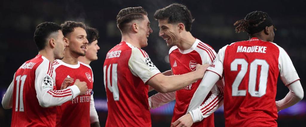 El equipo inglés logró puntaje perfecto en la fase liga de la Champions con ocho victorias.