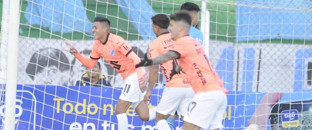 Bolívar sumó su cuarta victoria en el torneo Clausura. 