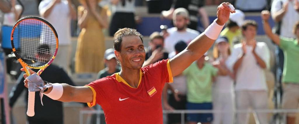 El tenista español logró una victoria en tres sets en primera ronda del torneo de tenis masculino en París.